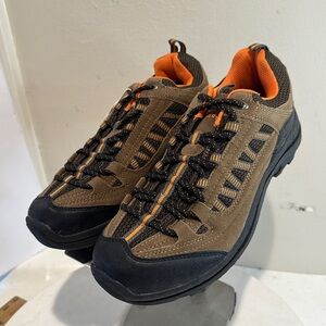 Cotton Traders aq11759015 mole-08 Men's Hiking Shoes size 9 new